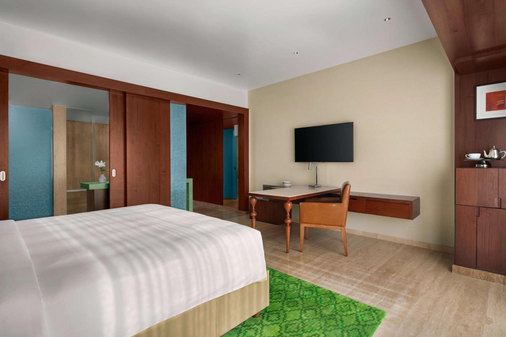 Park Hyatt Chennai Hotel Exterior foto